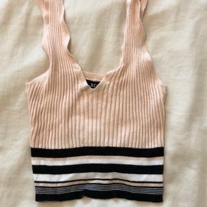 unban outfitters tank top